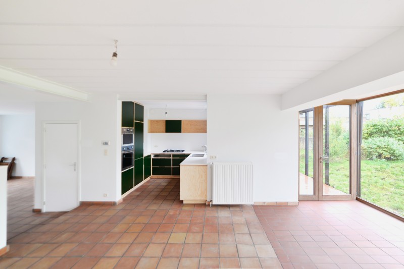 04 191111 Angelique Montage Meubles 83c